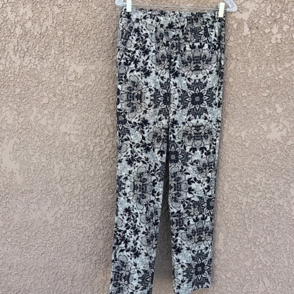 Disney‎ Alice Through The Looking Glass by Giuliana Womens Leggings Size 6 - Picture 9 of 11